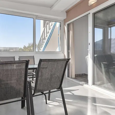 Dionysia S3 Apartament *