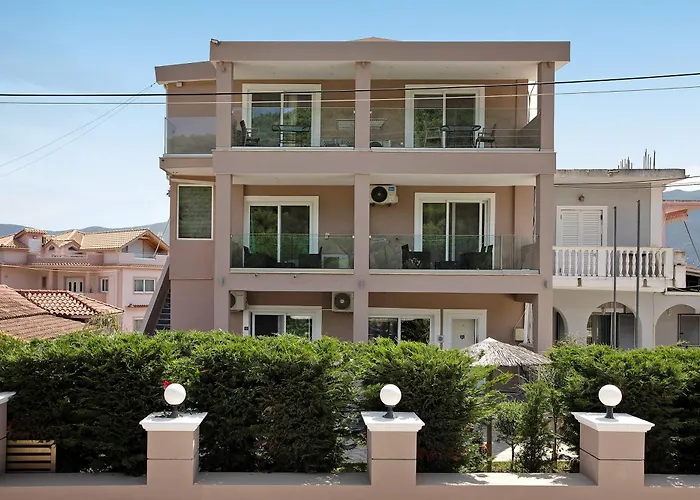 דירה Dionysia S3 *